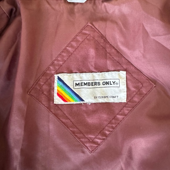 Members Only Vintage Bomber Jacket Zipper Up Maroon - Picture 5 of 7